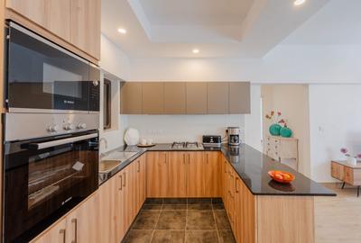 3 Bed Apartment with En Suite in Kilimani