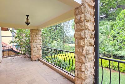 4 Bed Townhouse with En Suite at Lavington Green - 4