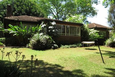 Land in Lavington