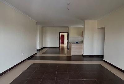 2 Bed Apartment with En Suite at Hatheru Road