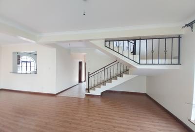 4 Bed Townhouse with Garden in Kiambu Road - 2