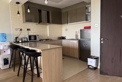 Serviced 1 Bed Apartment with En Suite in Riverside - 4