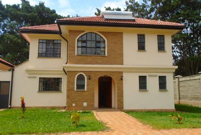 4 Bed Townhouse with En Suite at Lavington Green - 4