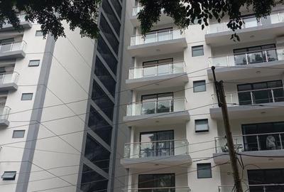 2 Bed Apartment with En Suite at Riverside