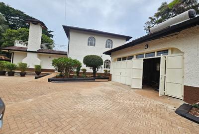 4 Bed House with En Suite in Gigiri