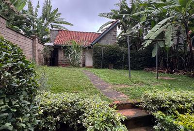 5 Bed Townhouse with En Suite at Lavington - 2