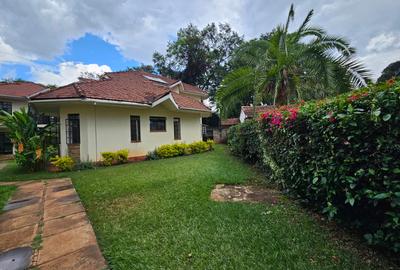 4 Bed Townhouse with En Suite in Spring Valley - 2