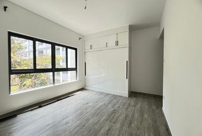 2 Bed Apartment with En Suite at Valley Arcade - 4