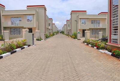 4 Bed Villa with En Suite at Muigai