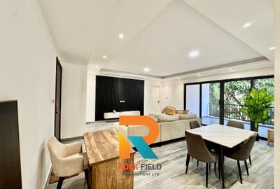 Furnished 1 Bed Apartment with En Suite in Brookside - 3