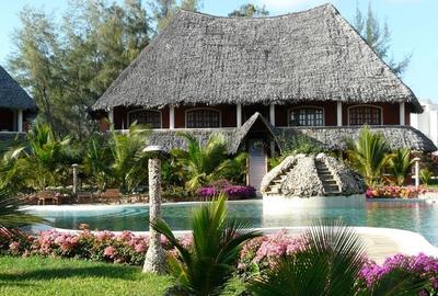 2 Bed Villa with En Suite at Ocean Beach Resort Malindi - 3