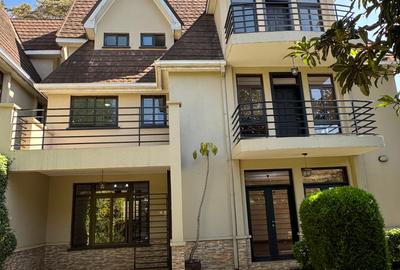 5 Bed Villa with En Suite at Lavington