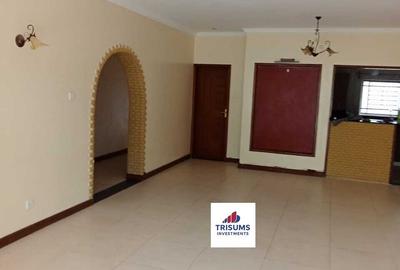 3 Bed Apartment with En Suite in Rhapta Road - 4