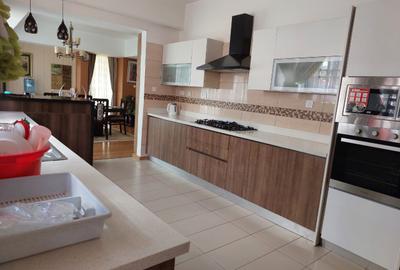 4 Bed House with En Suite at Roysambu