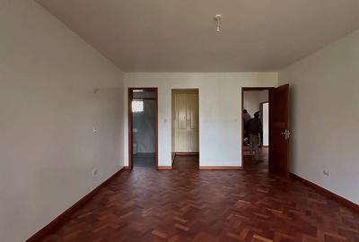 5 Bed House with En Suite in Loresho
