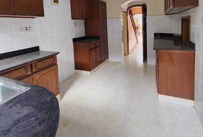 4 Bed Townhouse with En Suite at Kileleshwa - 2
