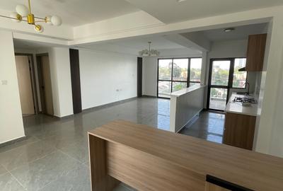 2 Bed Apartment with En Suite in Riverside - 2