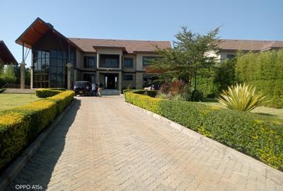 5 Bed House with En Suite in Runda - 3