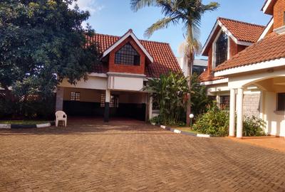 4 Bed House with Garden in Runda