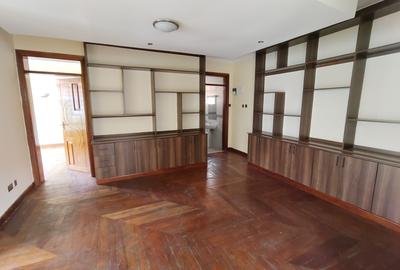 5 Bed Villa with En Suite in Lavington - 3