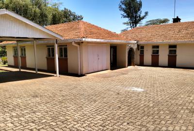 4 Bed House with En Suite in Thigiri
