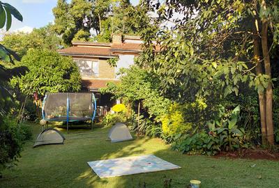 5 Bed House with Staff Quarters in Gigiri