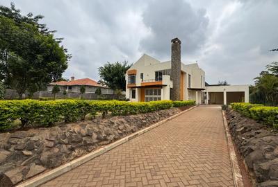 4 Bed House with En Suite in Runda