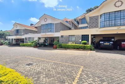 5 Bed Townhouse with En Suite at Spring Valley