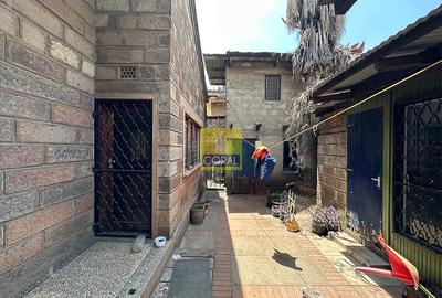 4 Bed House in Nairobi West - 4