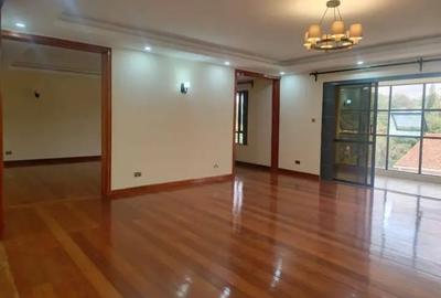 5 Bed House with En Suite in Thigiri