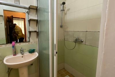 2 Bed House with En Suite at Ridgeways Road - 3