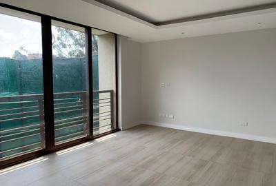 4 Bed Villa in Lavington