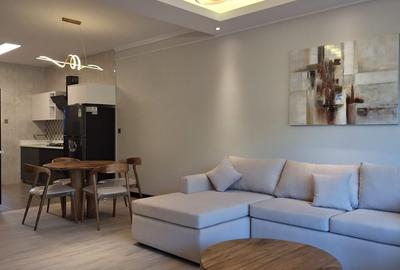 Serviced 2 Bed Apartment with En Suite in Riverside