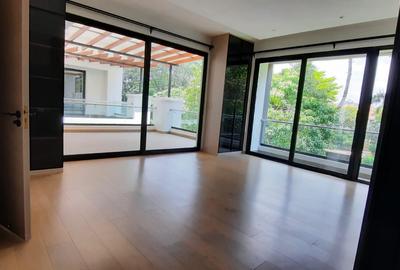 4 Bed Townhouse with En Suite in Lavington