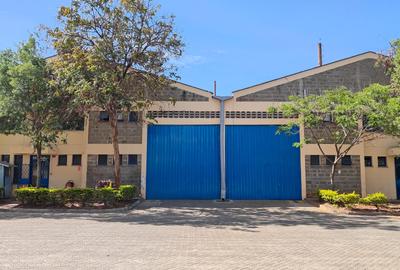 10,000 ft² Warehouse with Parking in Mombasa Road