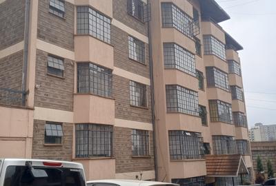 3 Bed Apartment with En Suite in Parklands