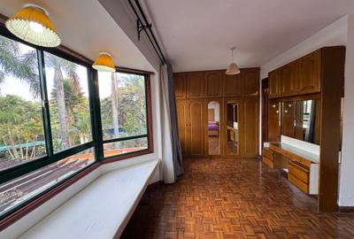 Serviced 2 Bed Apartment with En Suite in Kileleshwa - 2