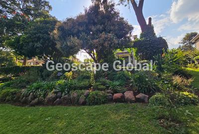 4 Bed House with En Suite in Rosslyn - 3