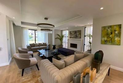 5 Bed Villa with En Suite in Runda - 3