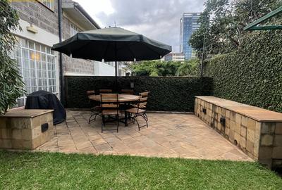4 Bed Villa with En Suite at Riverside Drive