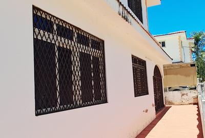 4 Bed Villa with En Suite at Nyali - 3