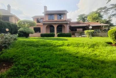 4 Bed House with En Suite in Runda