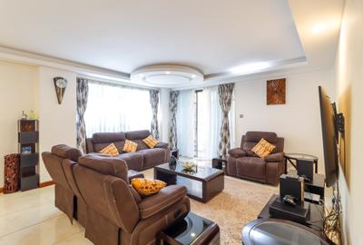 4 Bed Apartment with En Suite in Riverside