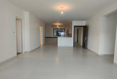 3 Bed Apartment with En Suite at Parklands - 4