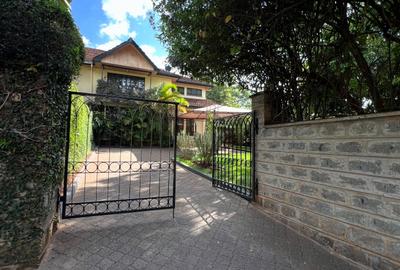 4 Bed Townhouse with En Suite in Lavington - 2