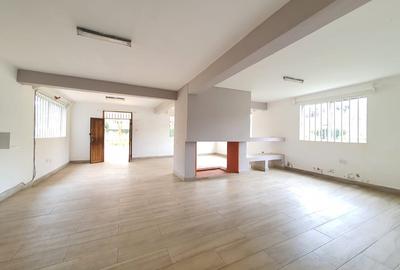 4 Bed Townhouse with En Suite at Nyari - 4