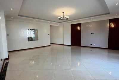 3 Bed Apartment with En Suite in Kileleshwa