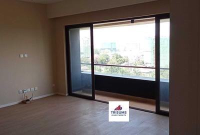 2 Bed Apartment with En Suite in Riverside - 3