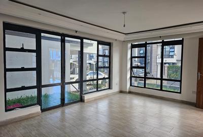 4 Bed Villa with En Suite in Eastern ByPass - 2