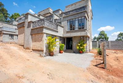 3 Bed Townhouse with En Suite at Dagoretti Road